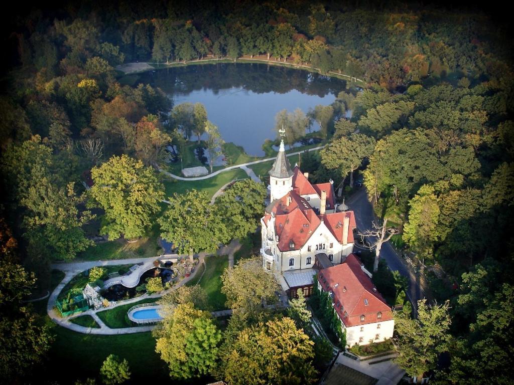 Hotel Bursztynowy Palac Koszalin Exterior foto